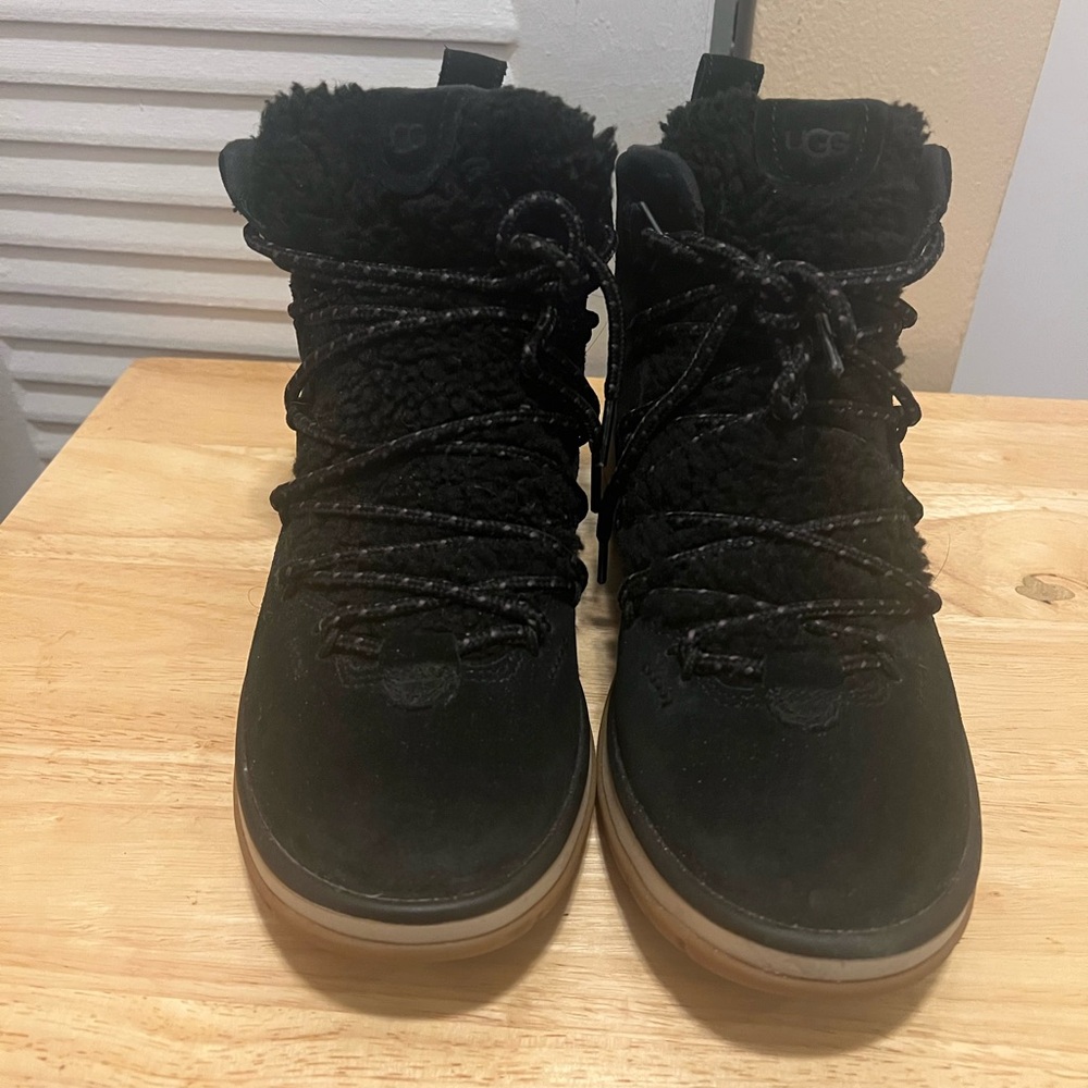 Ugg Lakesider Boots